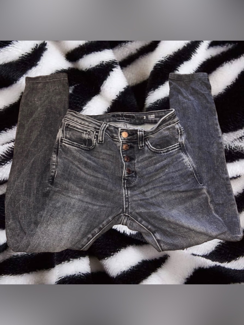 High-Rise Black Wash Women’s Skinny pants Jeans
